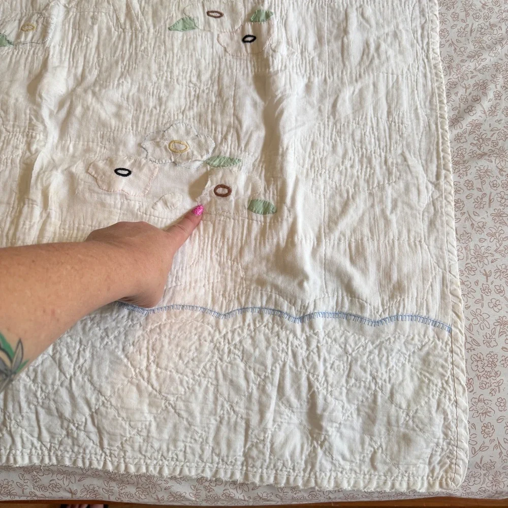 Vintage Hand Embroidered Baby Quilt White Cotton Kittens Birds Floral 54x36